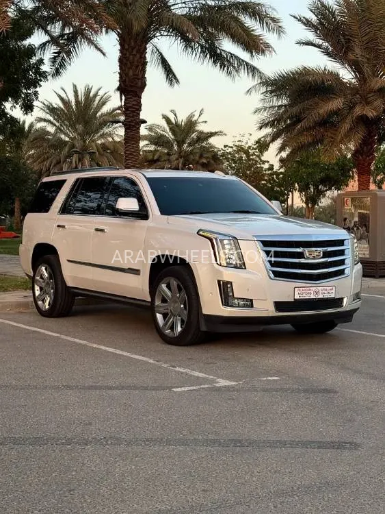 Cadillac Escalade 2017 for Sale in Abu Dhabi Image-7