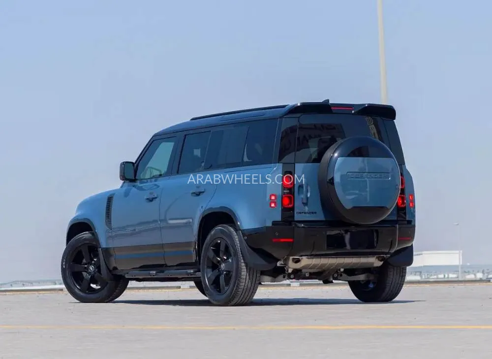 لاند روفر ديفندر 2025 for Sale in دبي Image-5