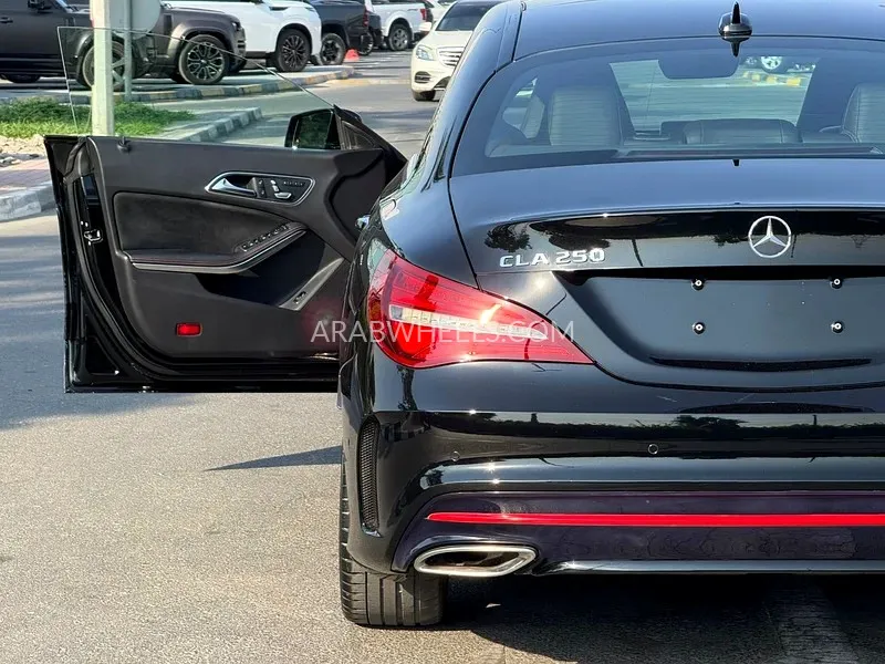 Mercedes Benz A Class 2019 for Sale in Dubai Image-15