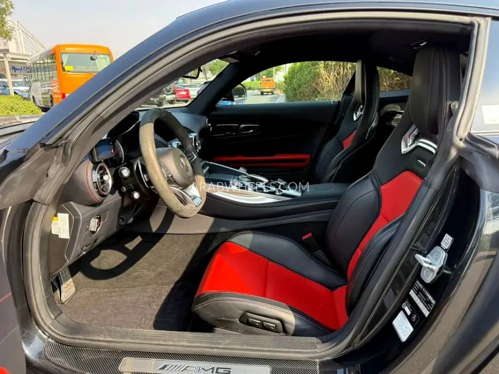 Mercedes Benz AMG GT 2017 for Sale in Dubai Image-2