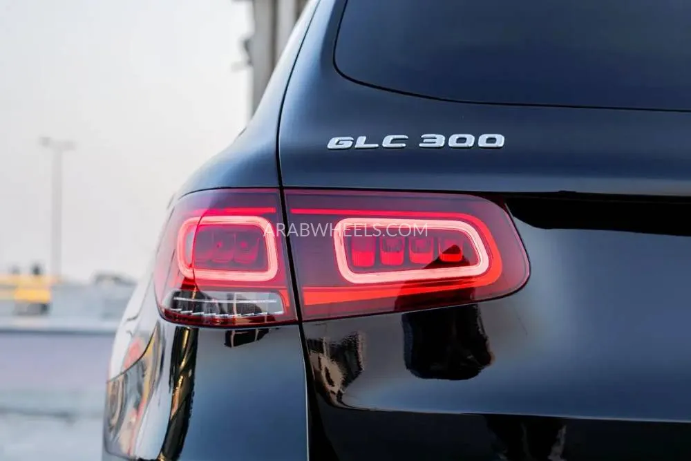 Mercedes Benz GLC Class 2021 for Sale in Dubai Image-13