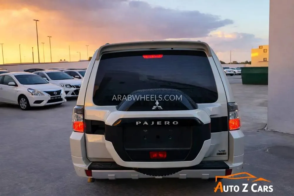 Mitsubishi Pajero 2017 for Sale in Abu Dhabi Image-6