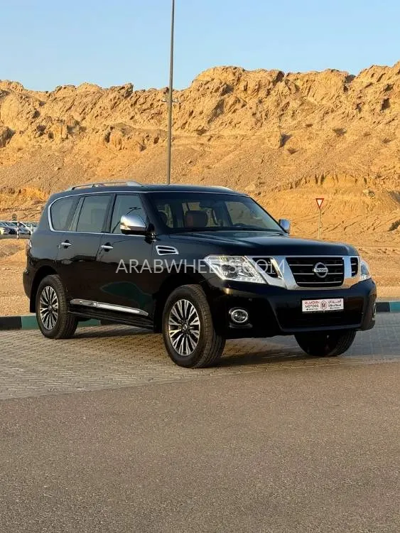 Nissan Patrol 2017 for Sale in Abu Dhabi Image-11