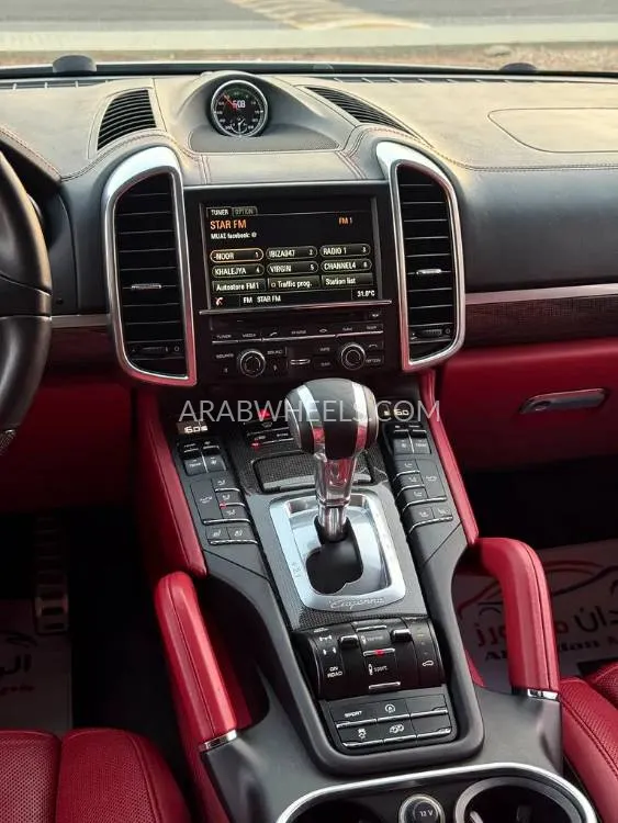 Porsche Cayenne 2014 for Sale in Abu Dhabi Image-5