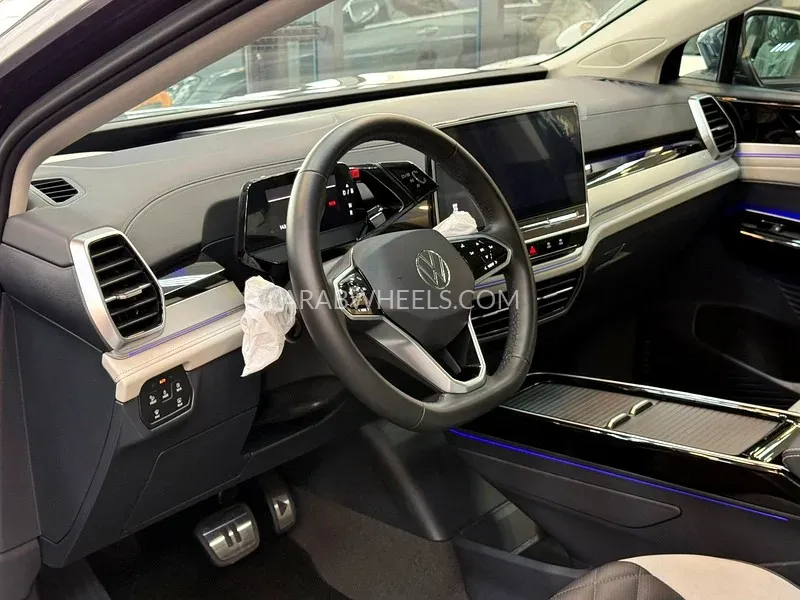 Volkswagen ID.6 2022 for Sale in Dubai Image-8