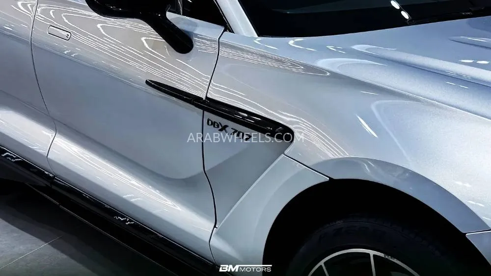 Aston Martin DBX 2023 for Sale in Dubai Image-4