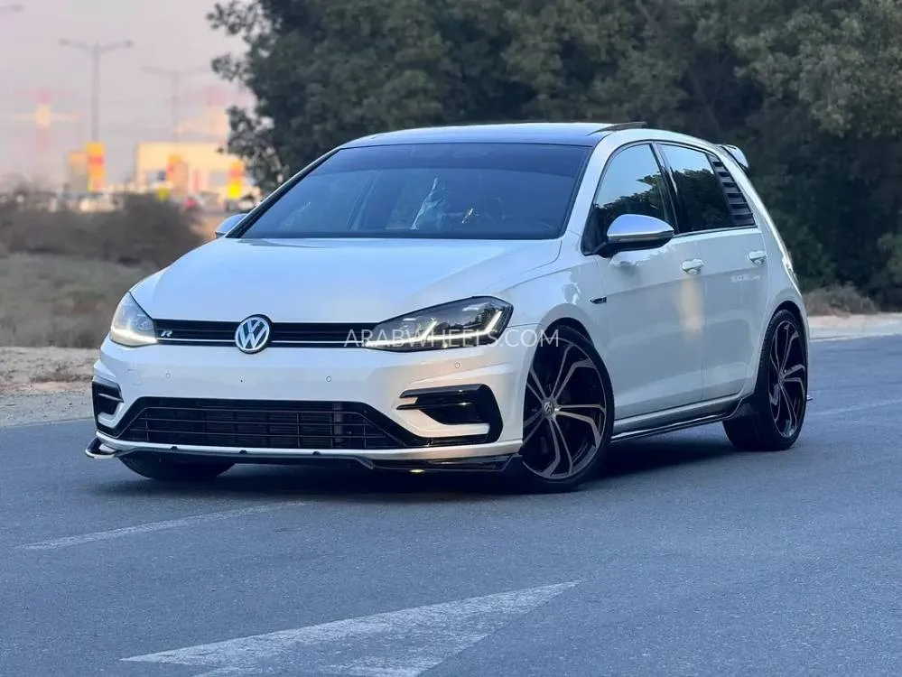 Volkswagen Golf 2018 for Sale in Sharjah Image-4