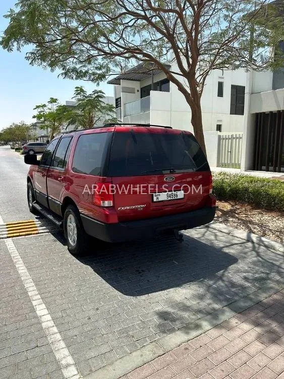 Ford Expedition 2004 for Sale in Dubai Image-8