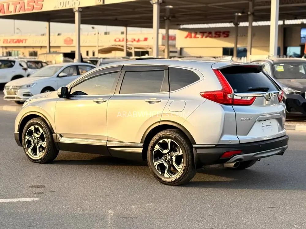 Honda CR-V 2019 for Sale in Dubai Image-12