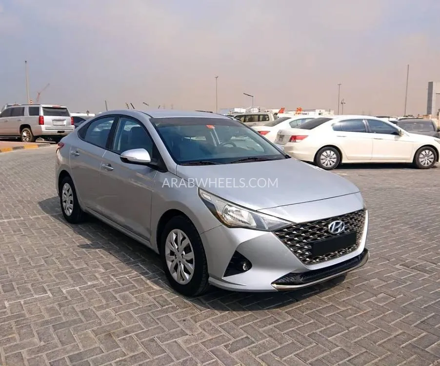 Hyundai Accent 2021 for Sale in Ajman Image-6