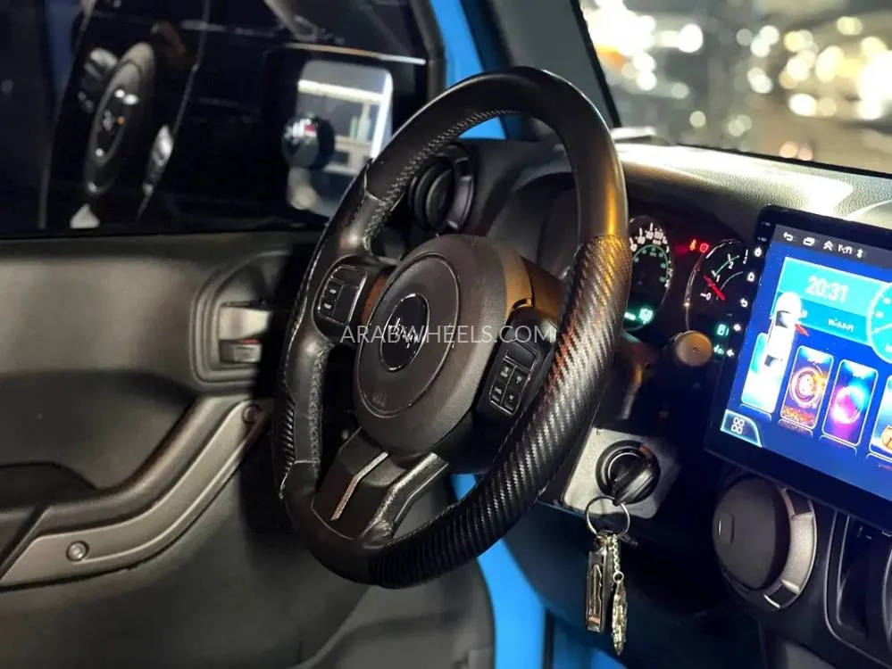 Jeep Wrangler 2018 for Sale in Sharjah Image-2