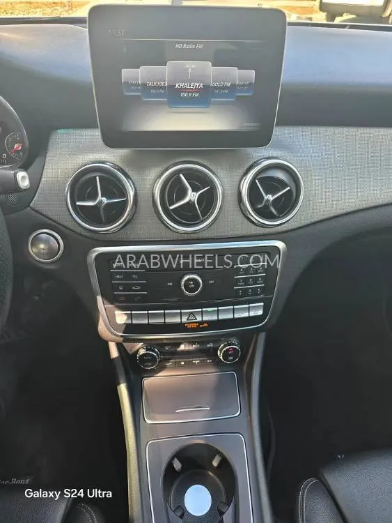 مرسيدس بنز GLA 2020 for Sale in دبي Image-3
