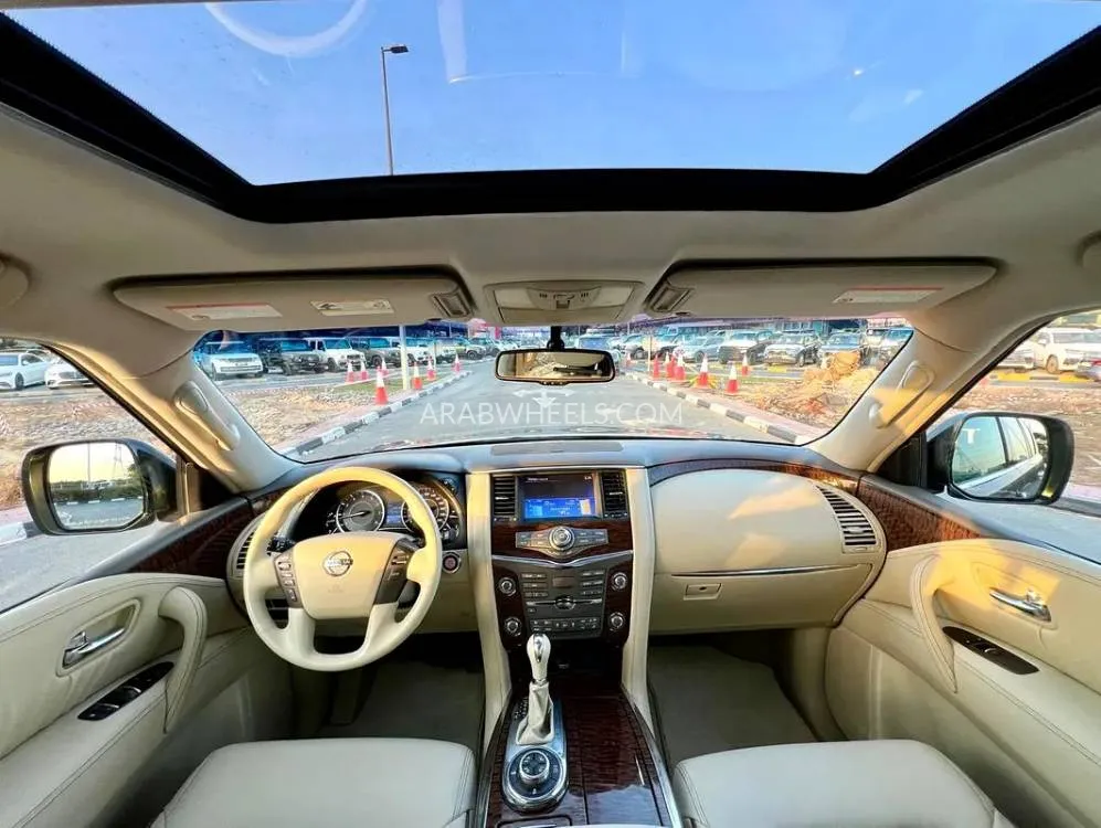 Nissan Patrol 2018 for Sale in Dubai Image-15