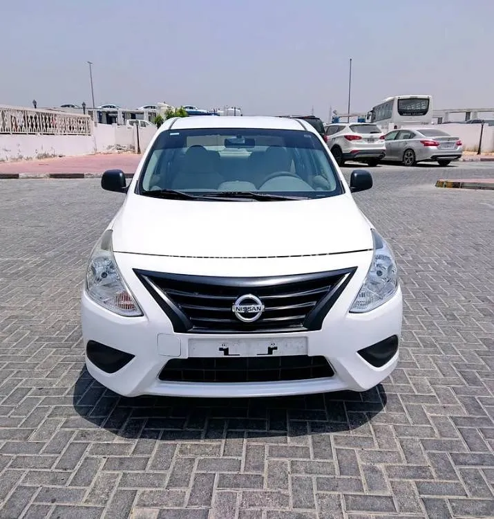 Nissan Sunny 2019 for Sale in Ajman Image-9
