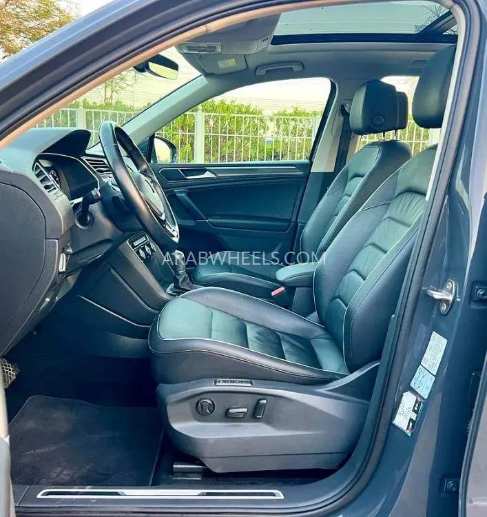 Volkswagen Tiguan 2018 for Sale in Dubai Image-10