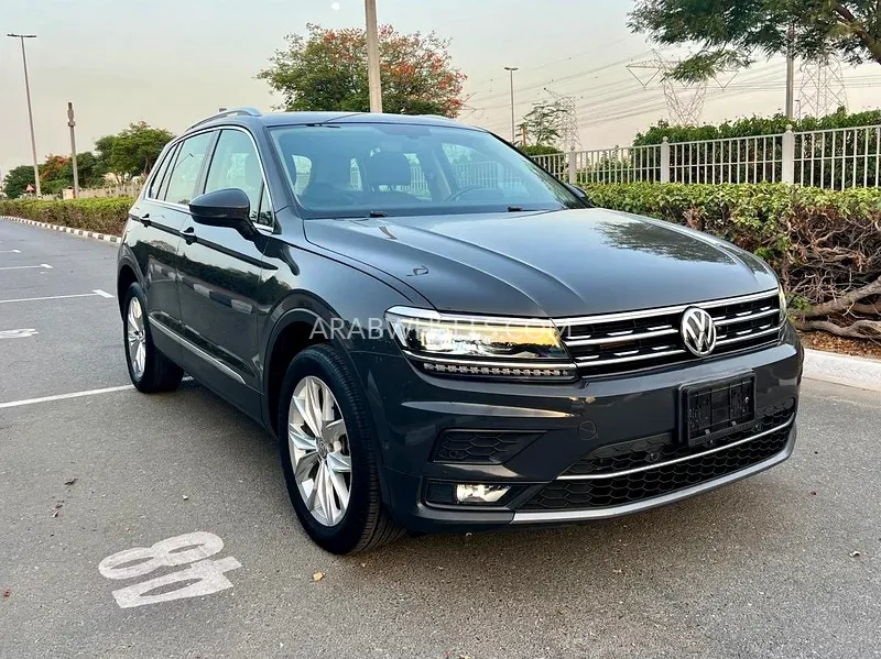 Volkswagen Tiguan 2018 for Sale in Dubai Image-11