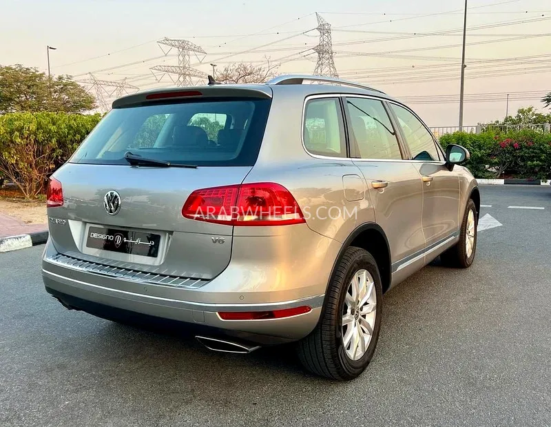 Volkswagen Touareg 2018 for Sale in Dubai Image-13