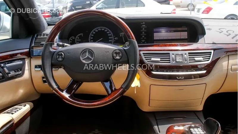 Mercedes Benz CLS Class 2007 for Sale in Dubai Image-10
