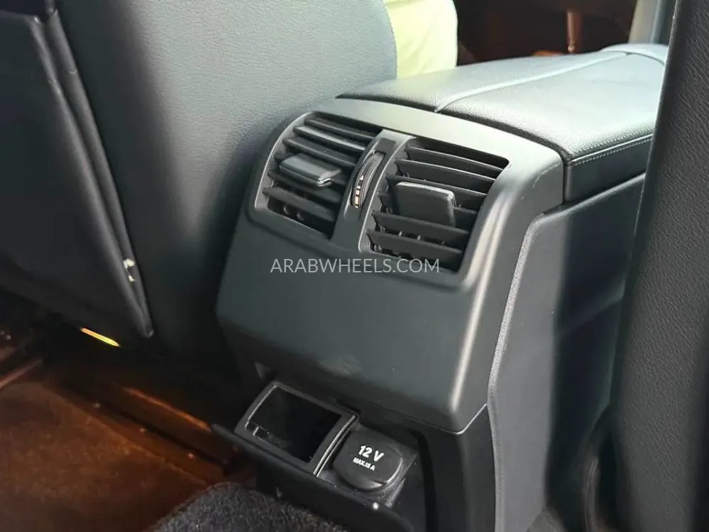 Mercedes Benz E Class 2014 for Sale in Dubai Image-10