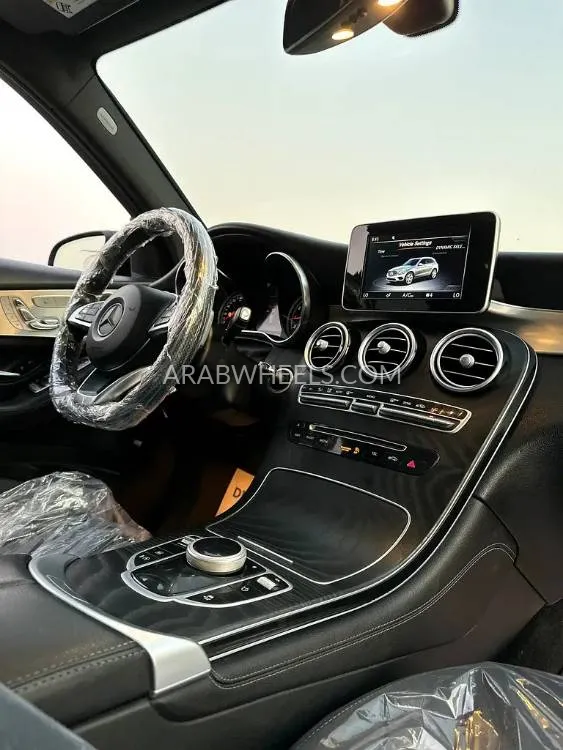 Mercedes Benz GLC Class 2019 for Sale in Dubai Image-11