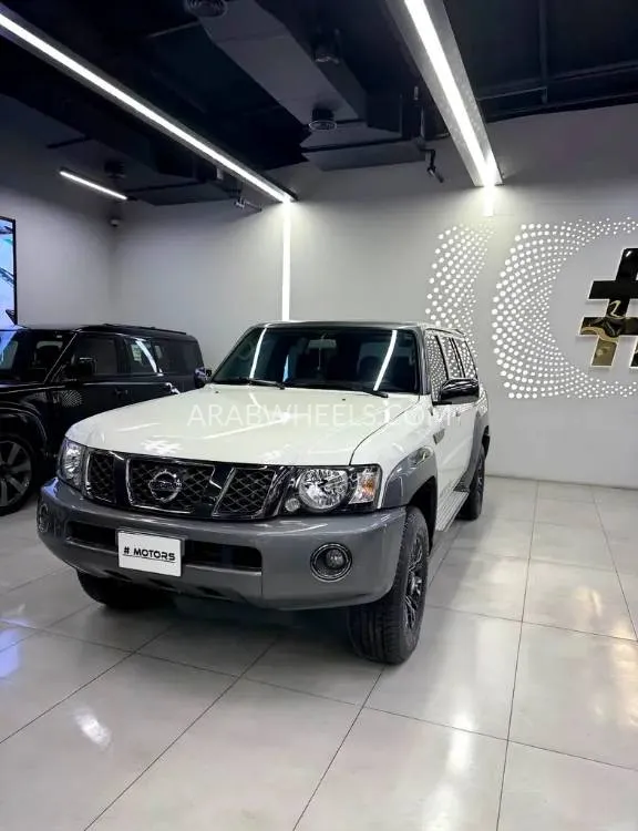 Nissan Patrol 2024 for Sale in Dubai Image-9