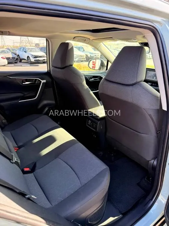 تويوتا راف 4 2020 for Sale in دبي Image-5