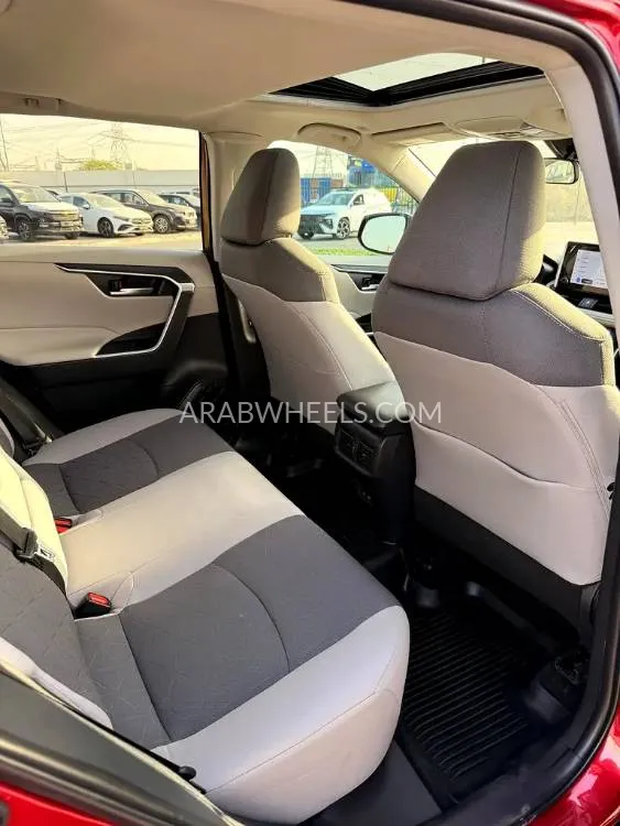 Toyota Rav4 2025 for Sale in Dubai Image-11
