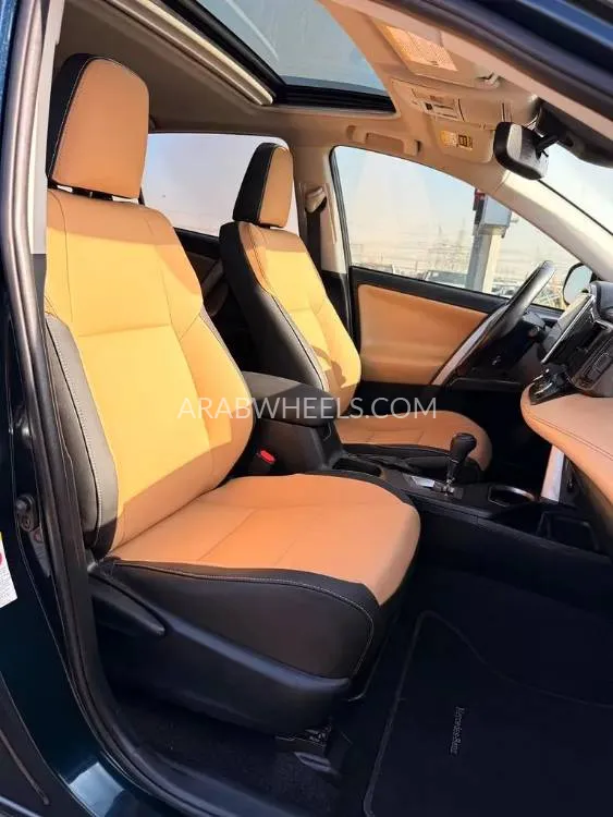Toyota Rav4 2018 for Sale in Dubai Image-6