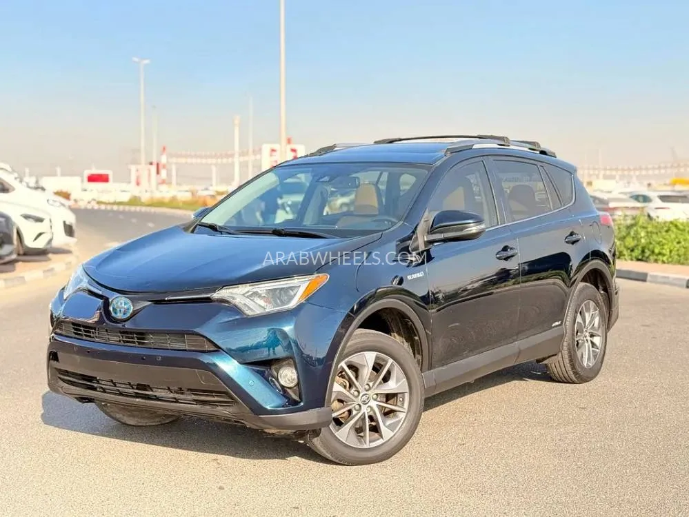 Toyota Rav4 2018 for Sale in Dubai Image-7
