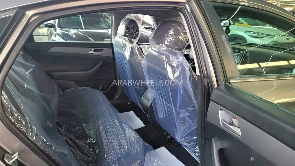 Hyundai Sonata 2019 for Sale in Ajman Image-6