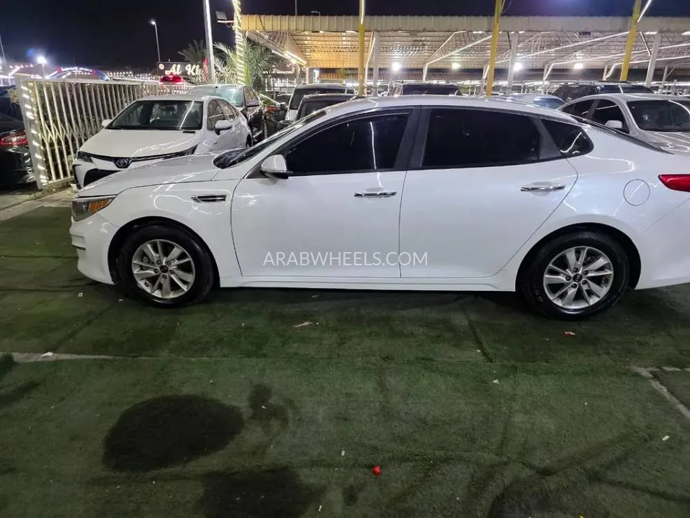 Kia Optima 2016 for Sale in Ajman Image-17