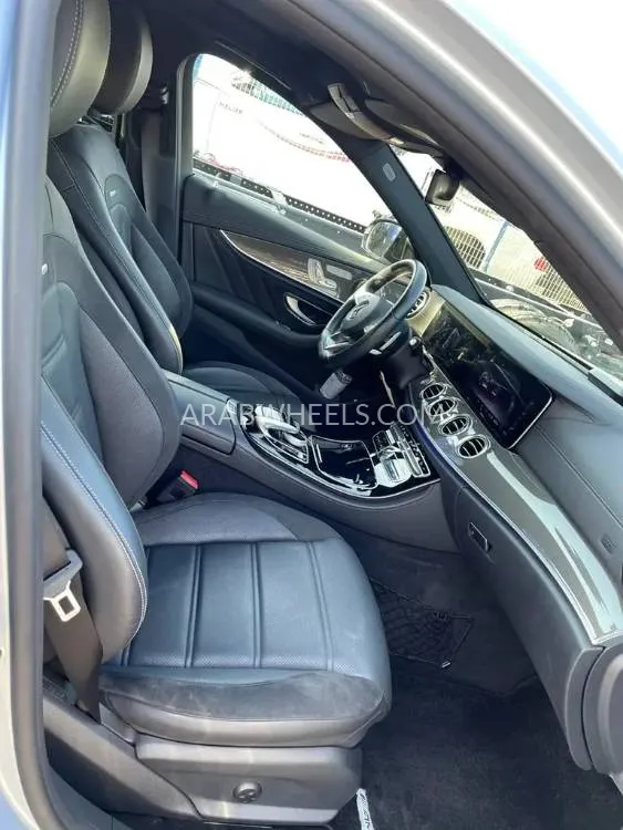 Mercedes Benz E Class 2017 for Sale in Dubai Image-6