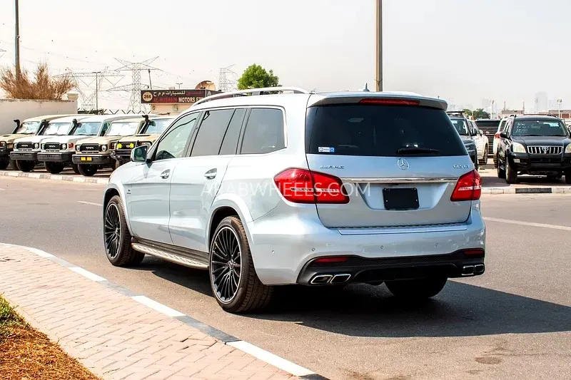 Mercedes Benz GLS 2017 for Sale in Dubai Image-11