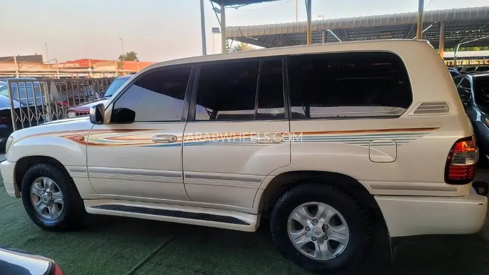 تويوتا لاند كروزر 2006 for Sale in عجمان Image-4