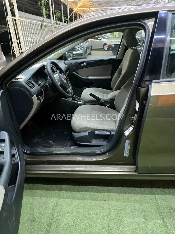  فولكس واجن جيتا 2012 for Sale in عجمان Image-13