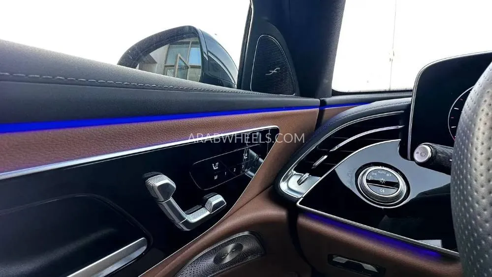 Mercedes Benz E Class 2025 for Sale in Abu Dhabi Image-6