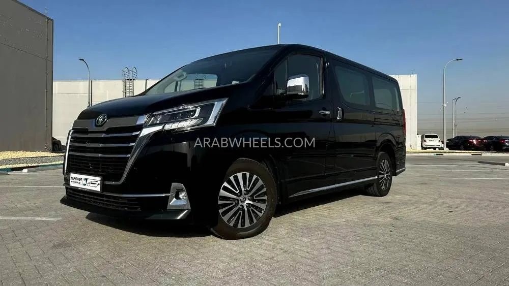 Toyota Granvia 2024 for Sale in Abu Dhabi Image-10