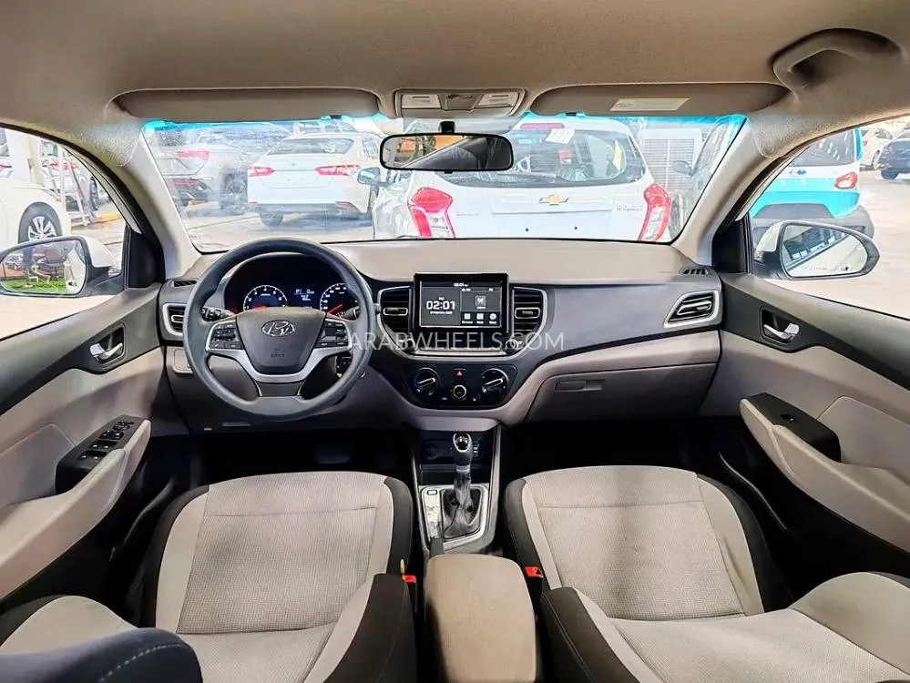 Hyundai Accent 2023 for Sale in Umm Al Quwain Image-20