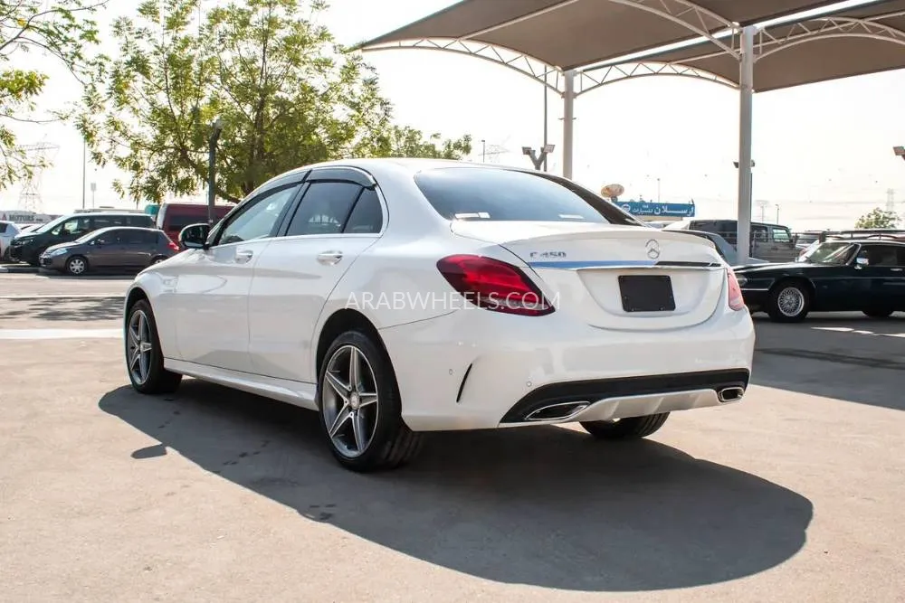 Mercedes Benz C Class 2016 for Sale in Dubai Image-3