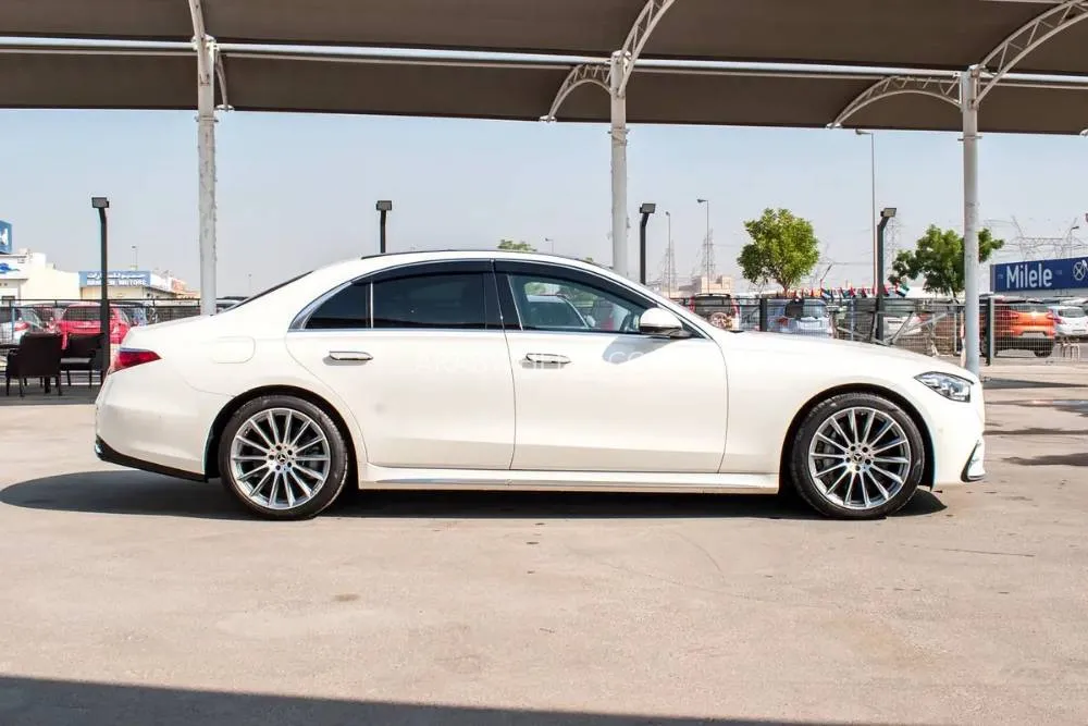 Mercedes Benz CLS Class 2022 for Sale in Dubai Image-12