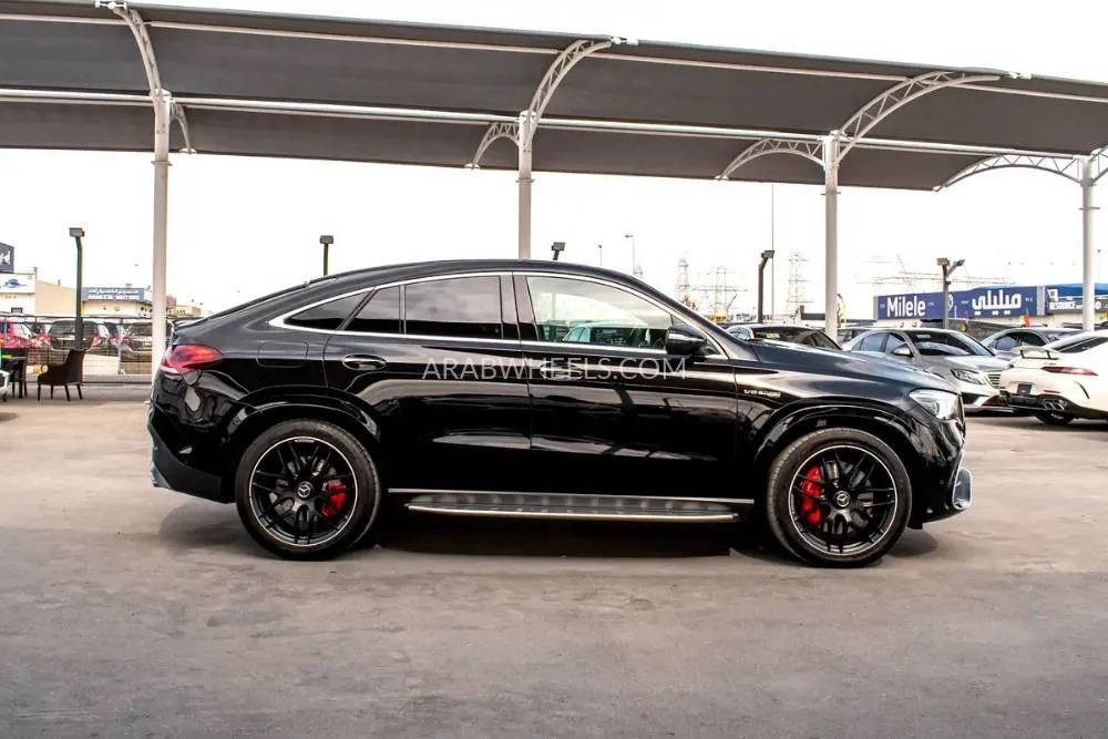 Mercedes Benz GLE Class 2023 for Sale in Dubai Image-9
