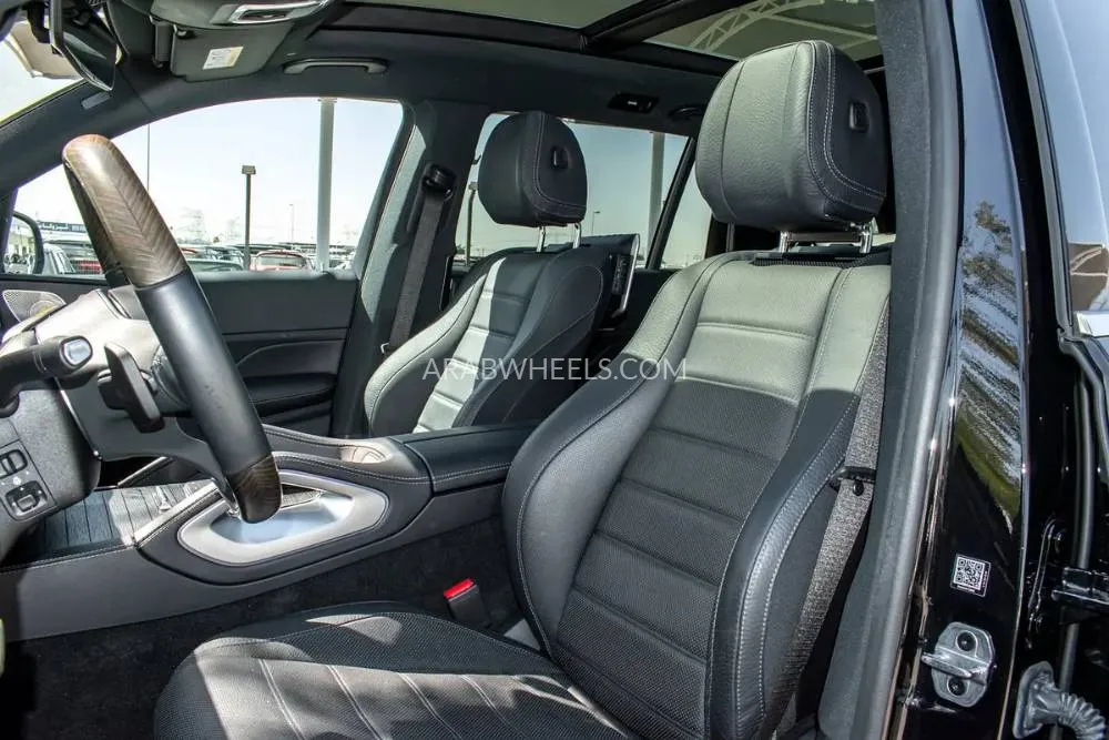 Mercedes Benz GLS 2022 for Sale in Dubai Image-19