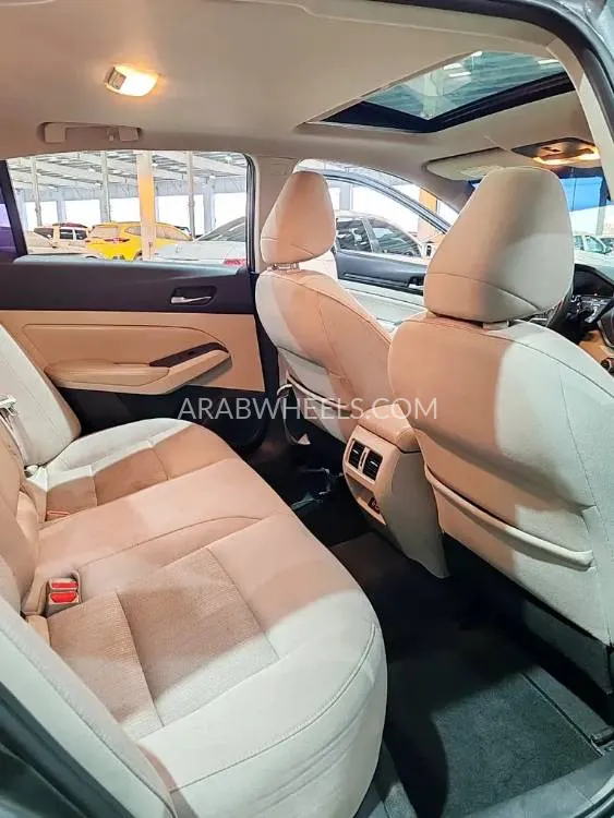 Nissan Altima 2021 for Sale in Umm Al Quwain Image-5