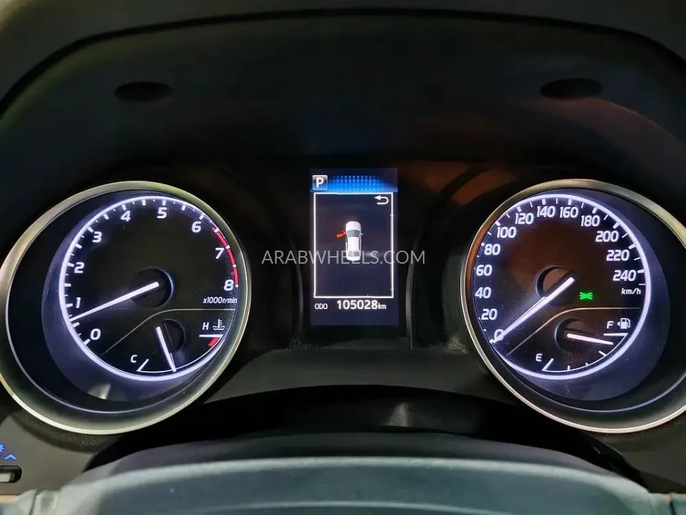 Toyota Camry 2019 for Sale in Umm Al Quwain Image-15