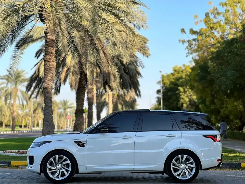 Land Rover Range Rover Sport 2018 for Sale in Sharjah Image-14