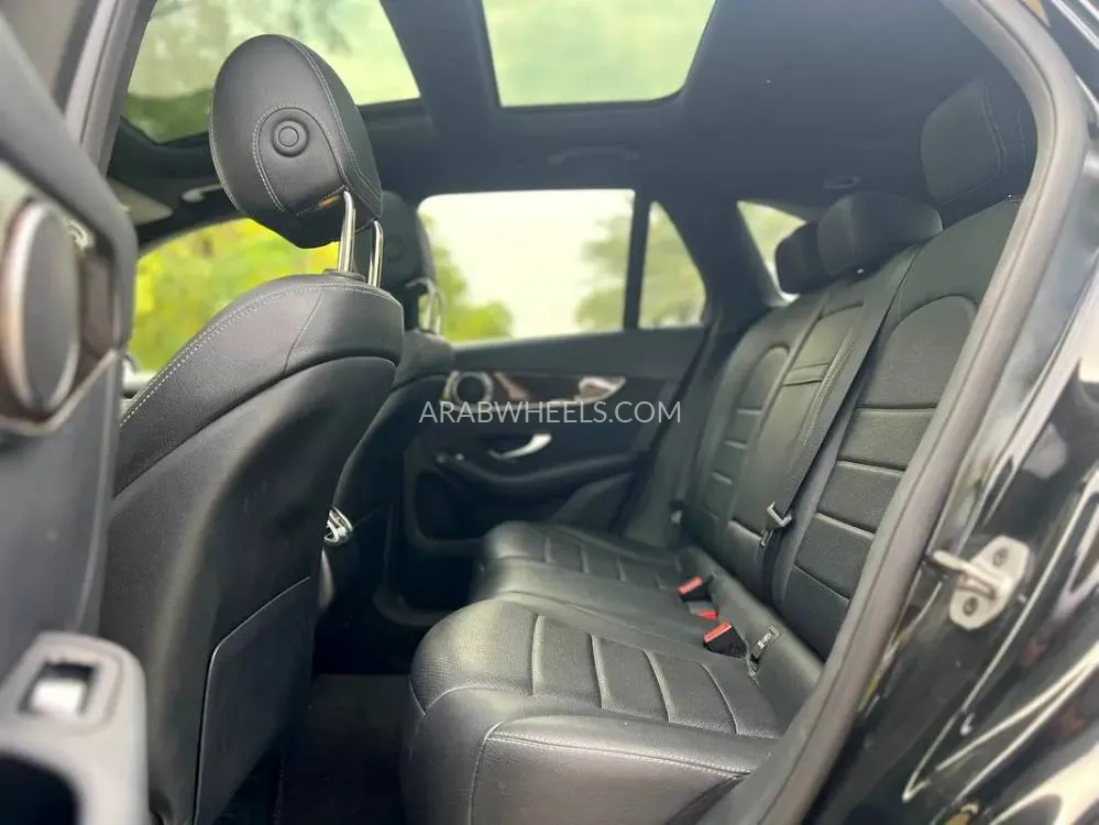 Mercedes Benz GLC Class 2022 for Sale in Sharjah Image-5