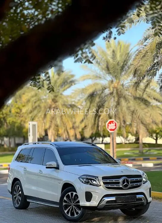 Mercedes Benz GLS 2019 for Sale in Sharjah Image-4