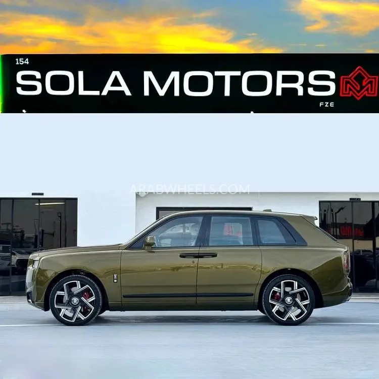 Rolls Royce Cullinan 2025 for Sale in Dubai Image-19