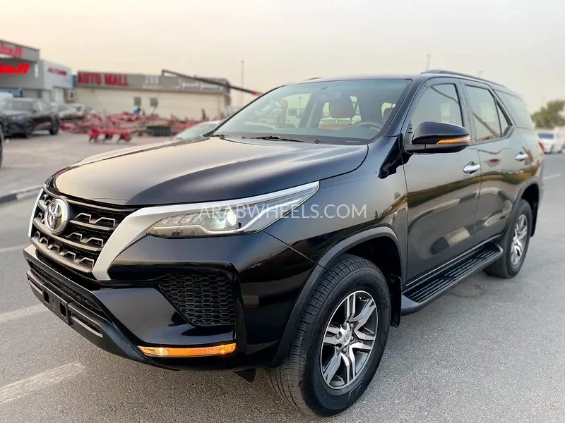 Toyota Fortuner 2022 for Sale in Dubai Image-8