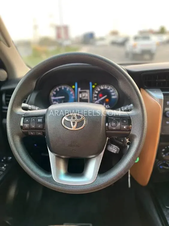 Toyota Fortuner 2022 for Sale in Dubai Image-15